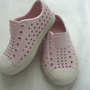 Native Jefferson C5 Pink Lightweight Water Shoes